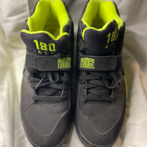 Nike Air 180 - Picture 3 of 5